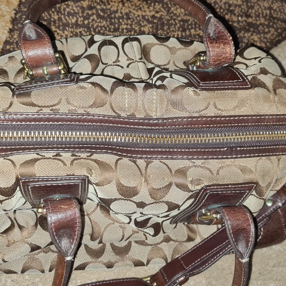 Coach Purse - Picture 3 of 4